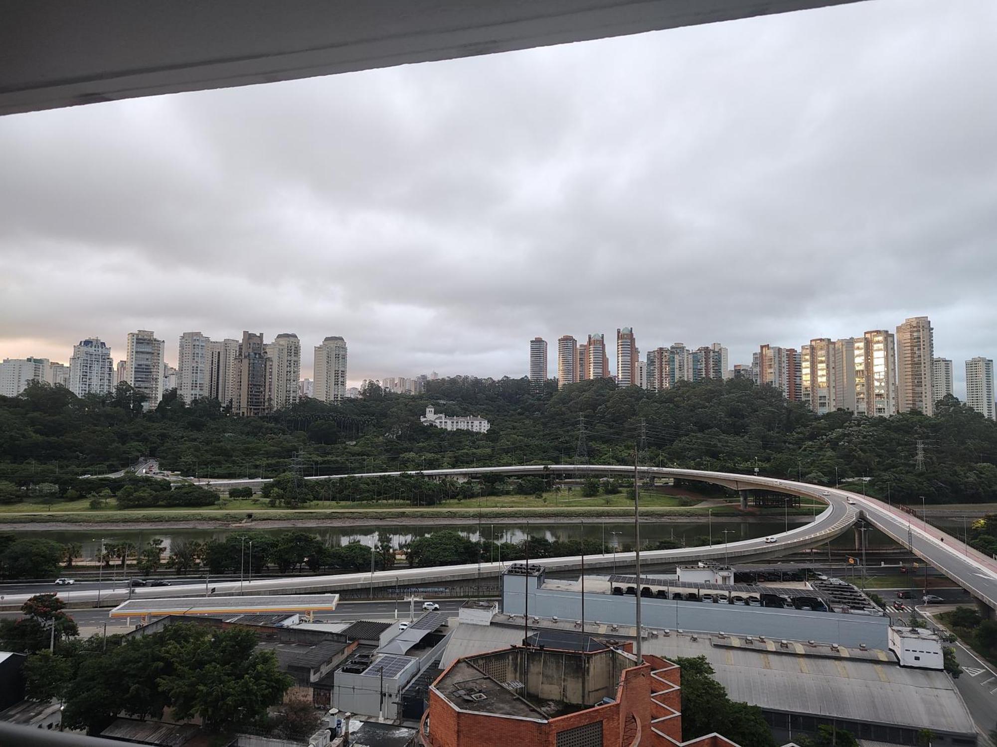 Lindo Apto Ponte Laguna São Paulo